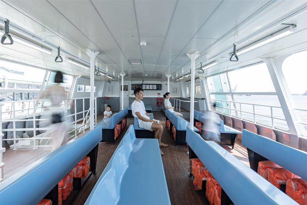 高雄旗福2號渡輪採用金鍏WPL-822防水燈，打造航運新美學